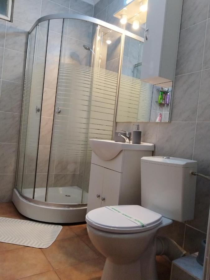Appartamento Apartament Giulia Făgăraş Esterno foto